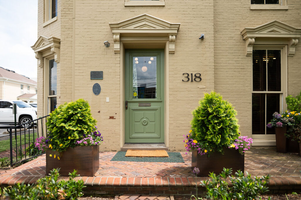 office-_0007_DrsBrown-89